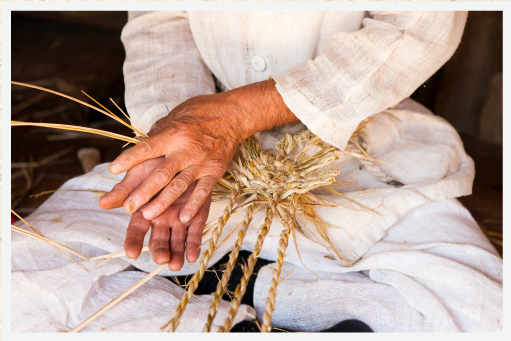 わらじの制作風景